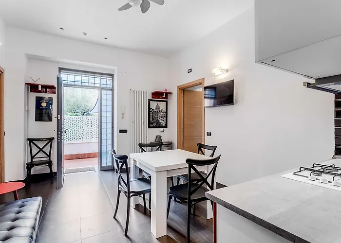 Vatican Bridge Apartment